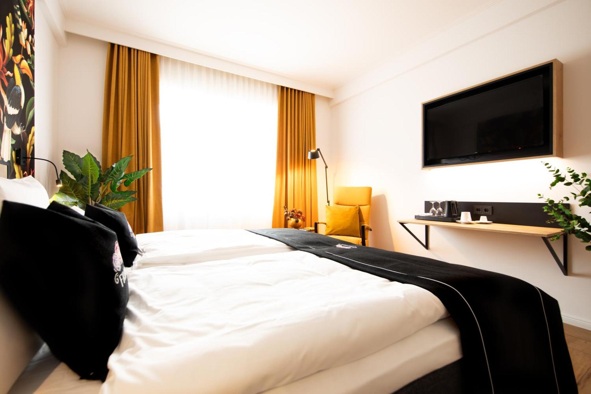 Frida Hotel & Cafe Bassum Екстериор снимка