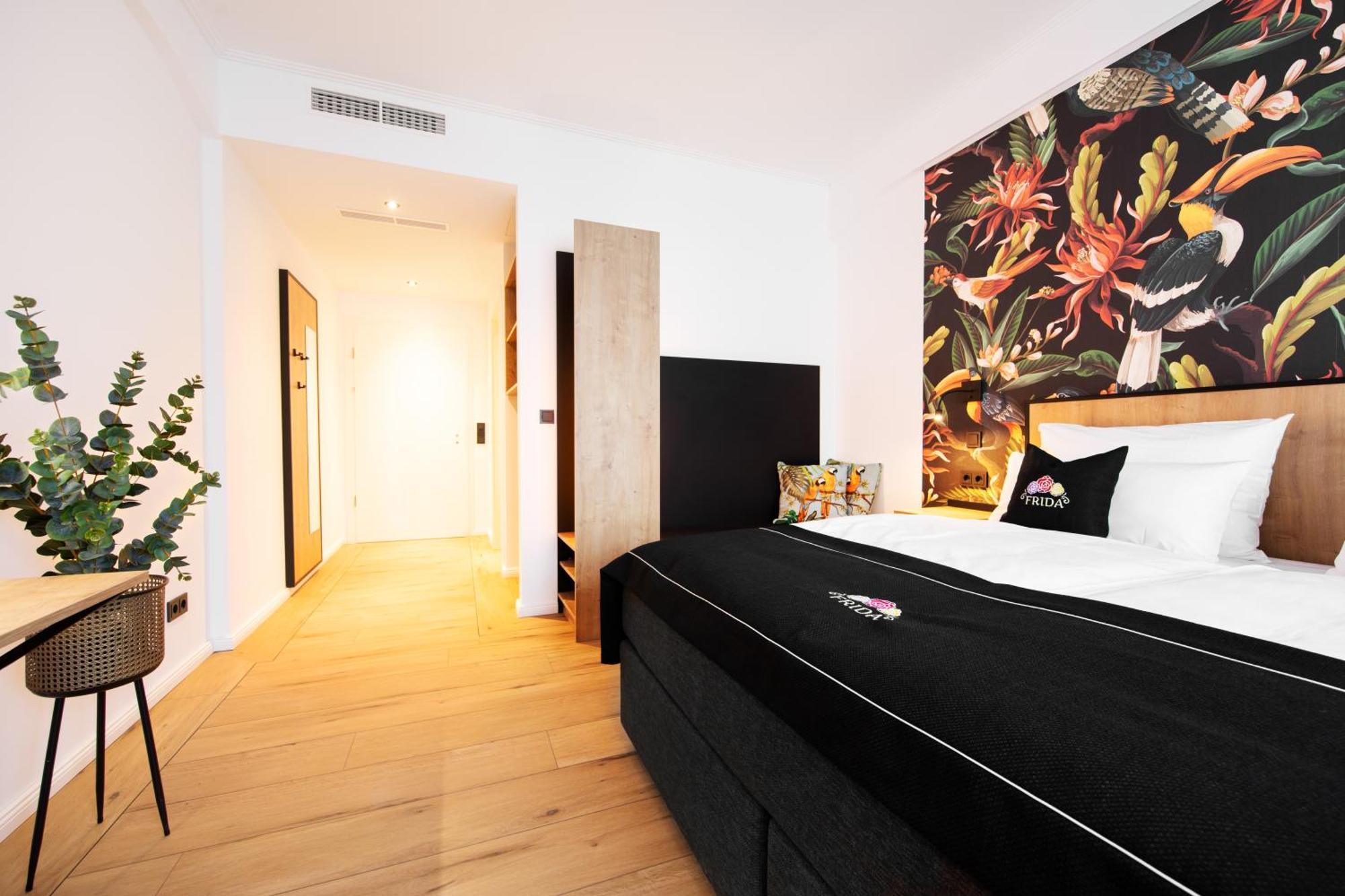 Frida Hotel & Cafe Bassum Екстериор снимка